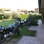 Le Macerine 3* קאסטיגליונה דל לאגו